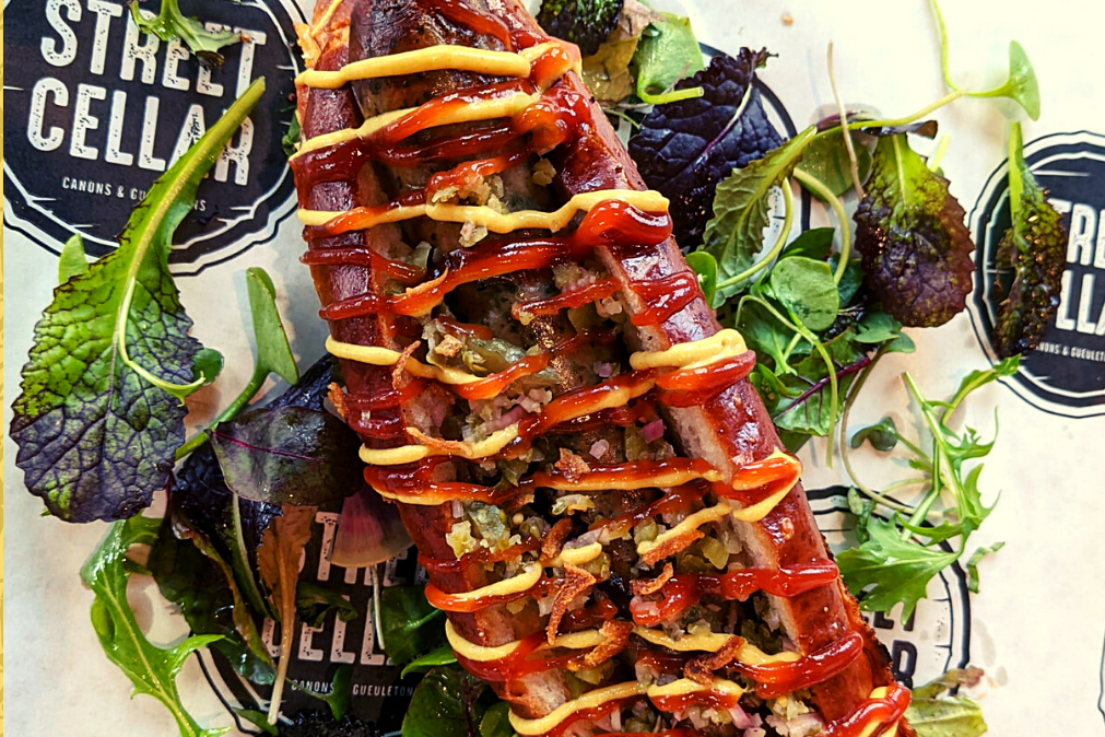 cropped-cropped-HOT-DOG-DELUXE-1.png